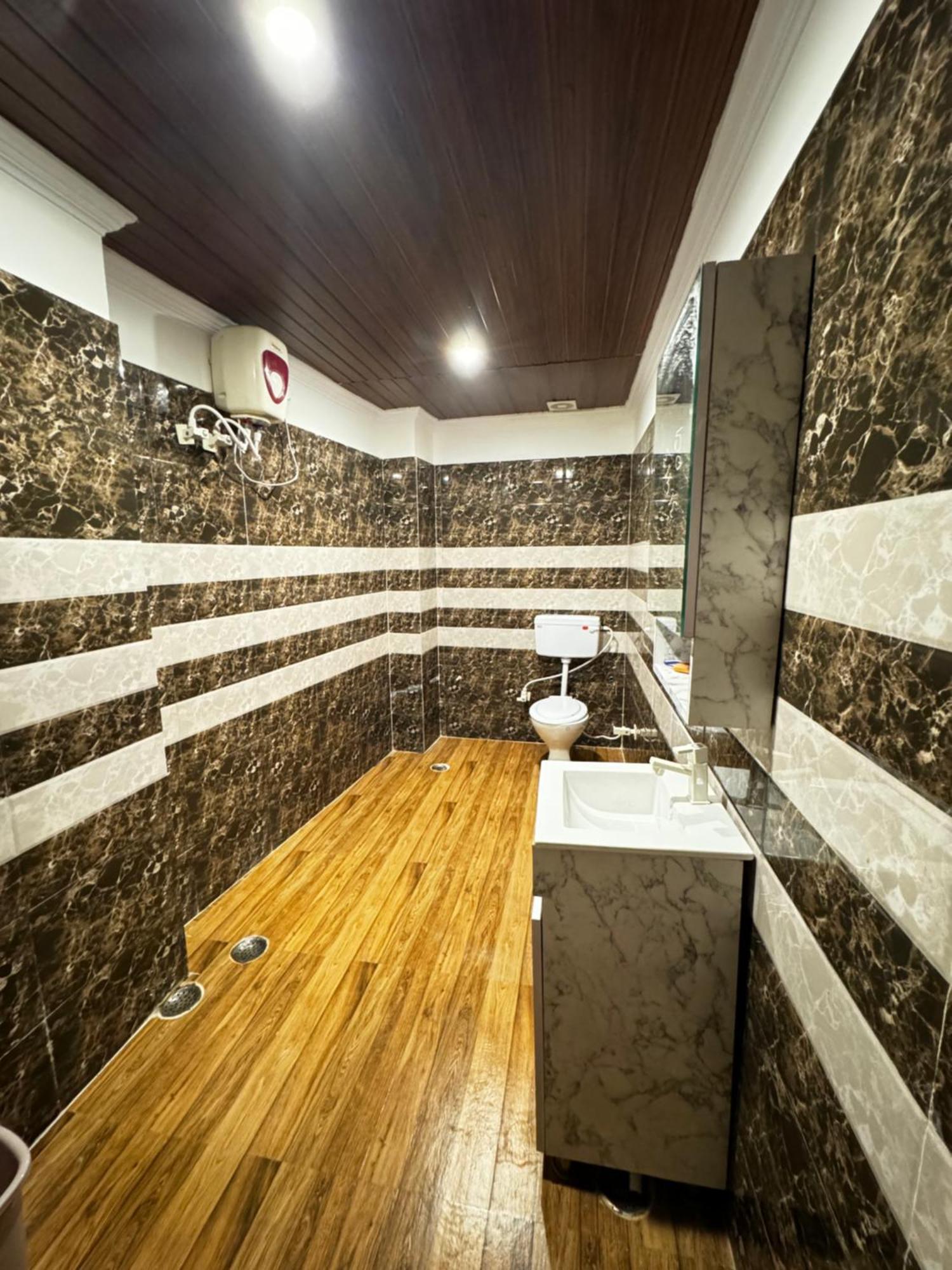 Hotel Walk Inn Faridabad Eksteriør bilde